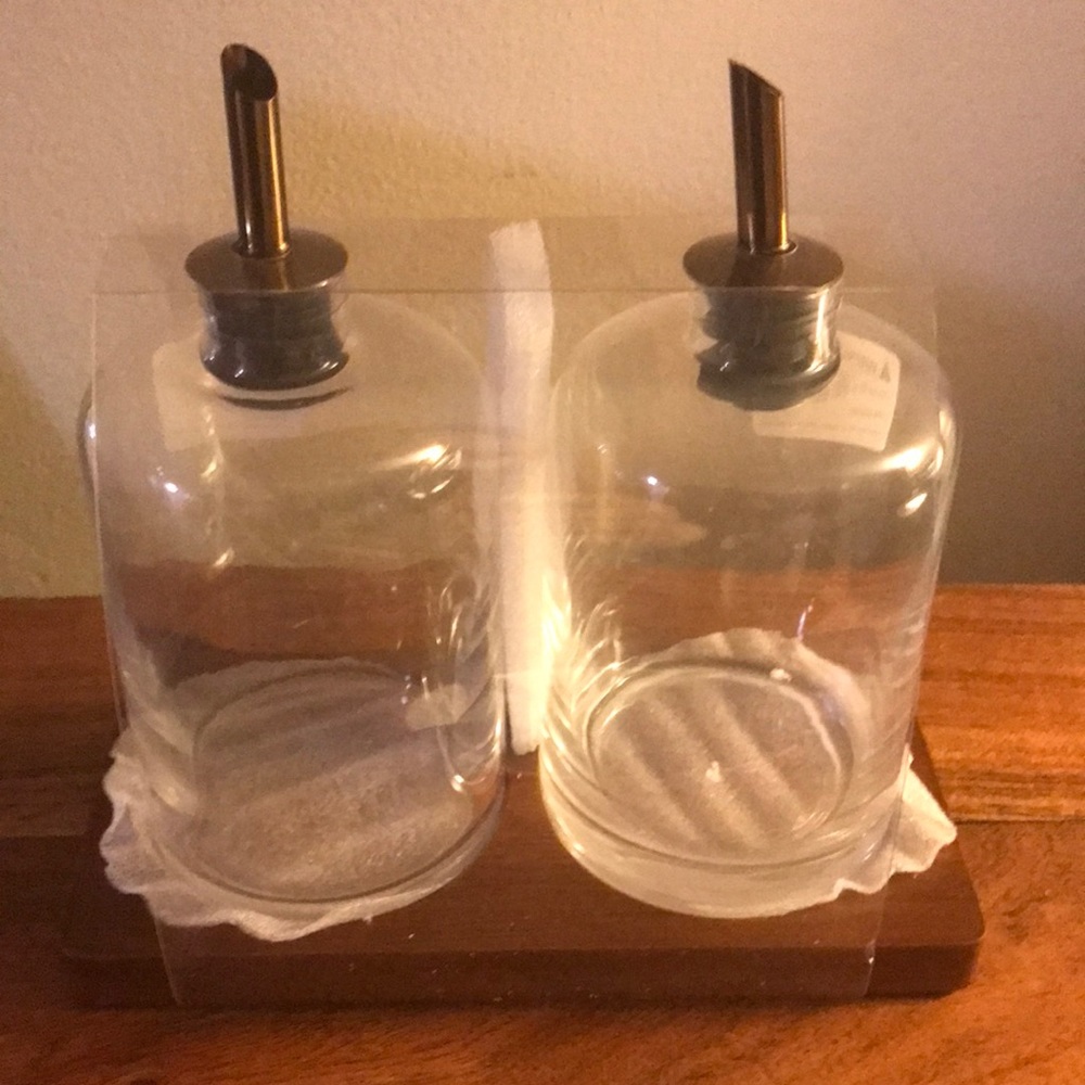 New Hearth and Hand Magnolia Glass oil & vinegar set